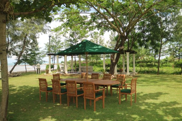 XL Heritage Dining Set